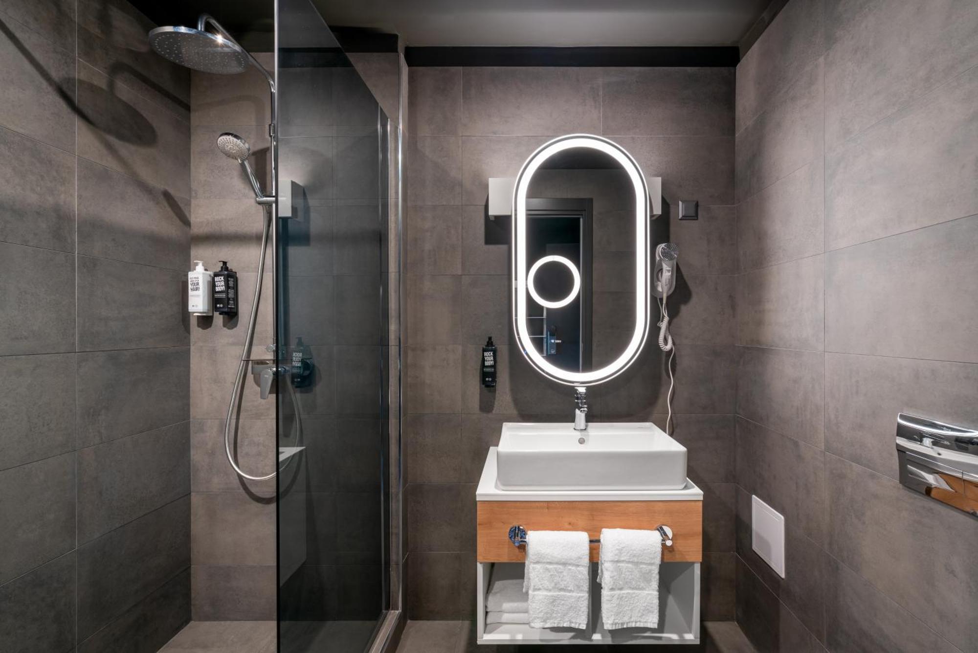 فندق Ibis Bucharest Politehnica المظهر الخارجي الصورة
